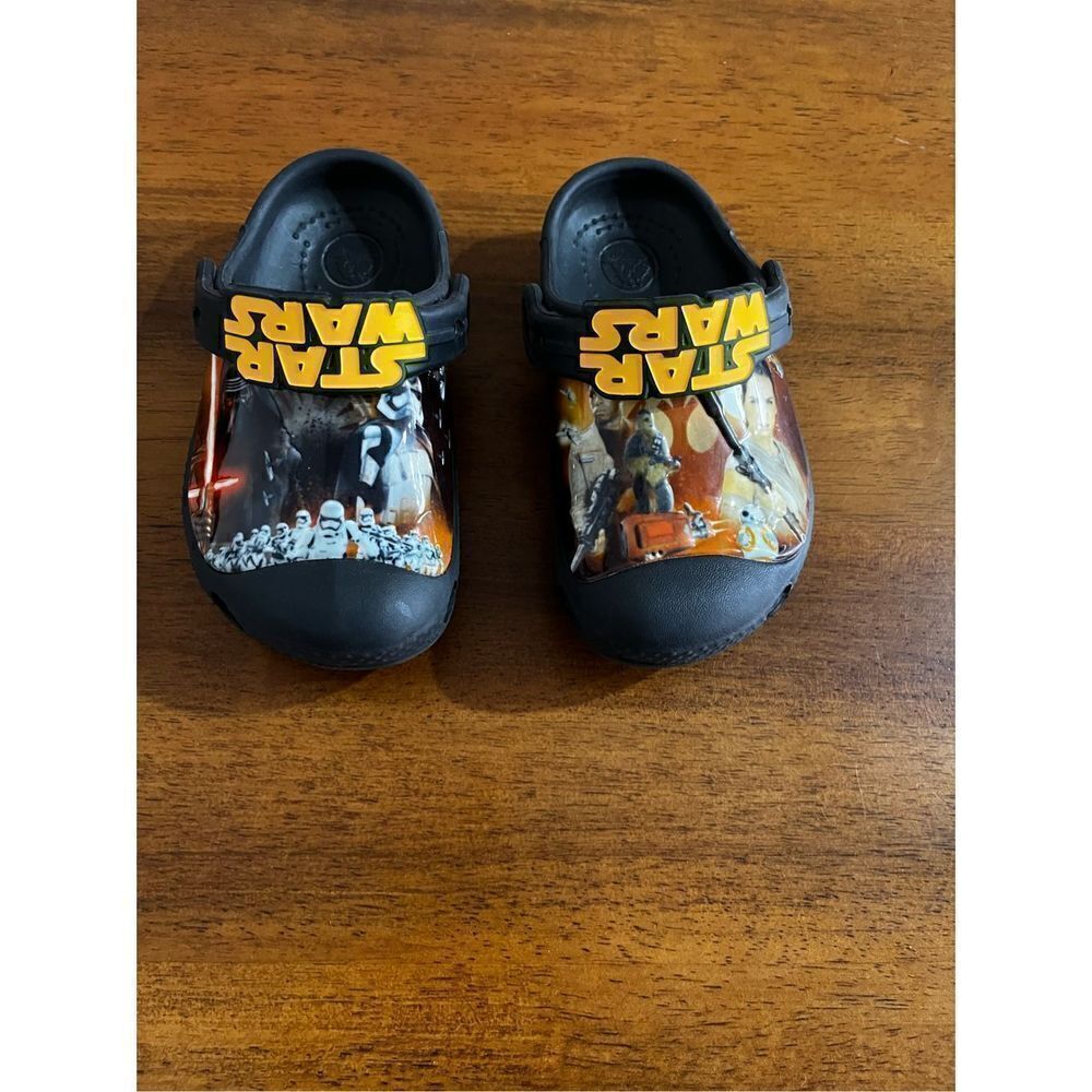 Crocs star wars kids boys girls size 8‎